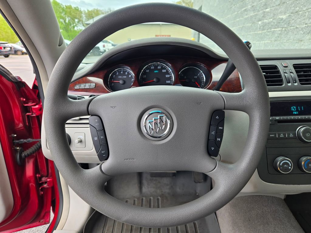 Used 2007 Buick Lucerne CX FWD image 16