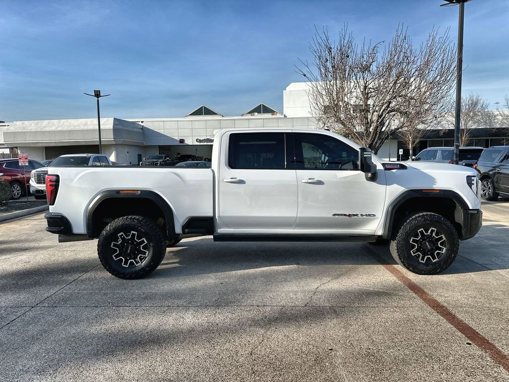 Used 2024 GMC Sierra 2500 AT4X image 10