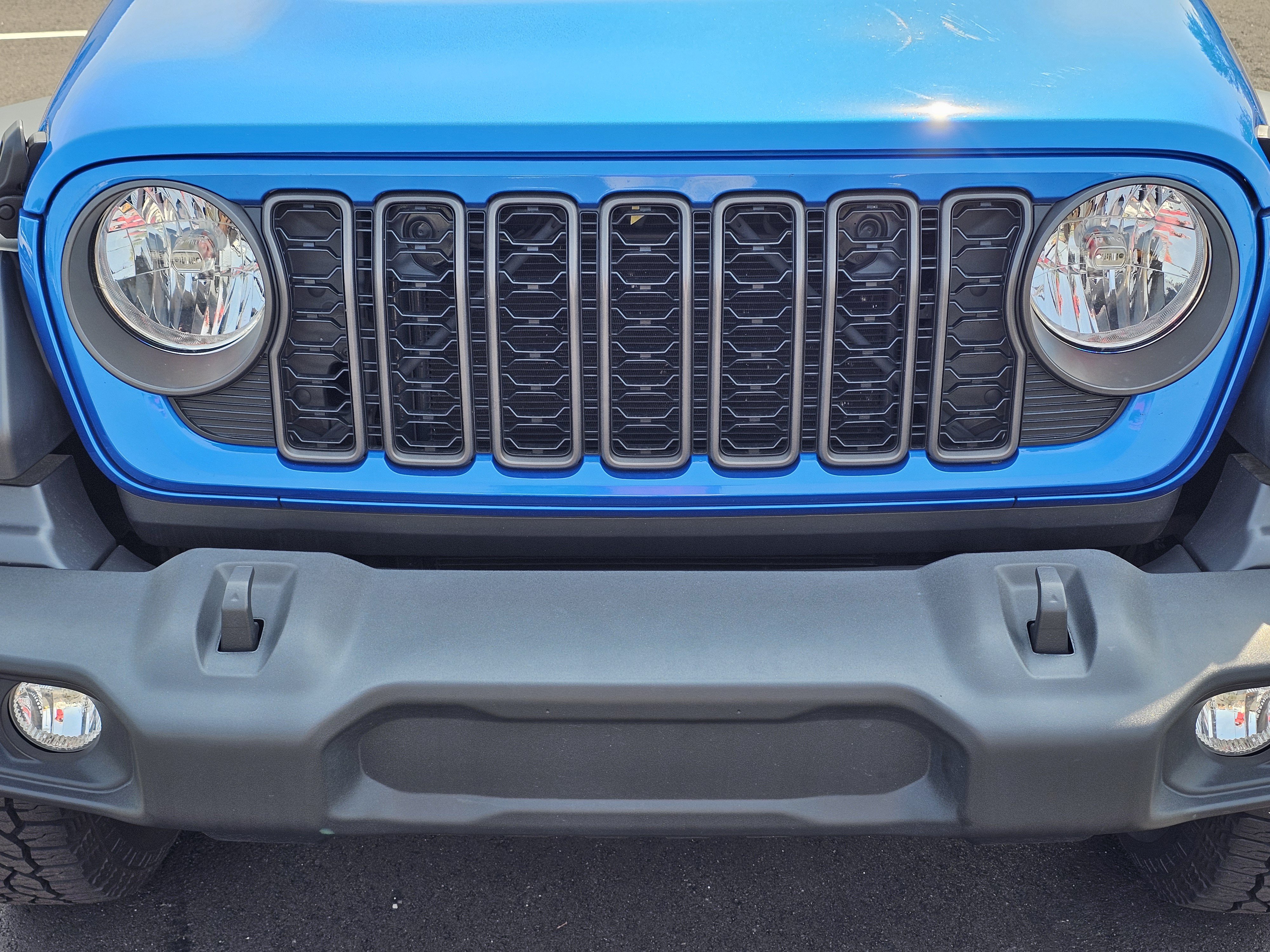Used 2024 Jeep Wrangler Sport AWD/4WD image 4