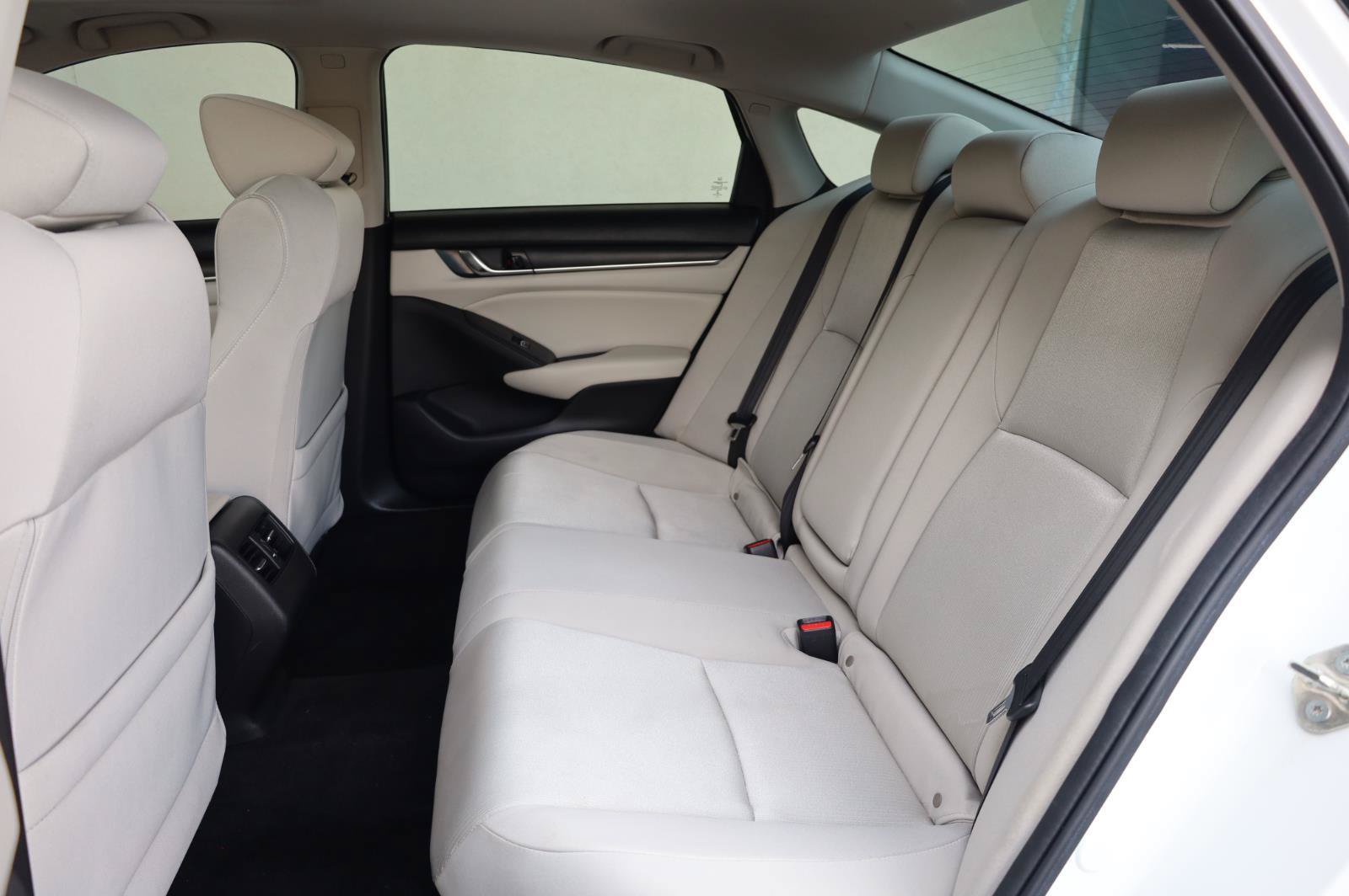Used 2019 Honda Accord EX image 24