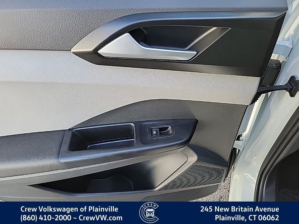 Certified 2023 Volkswagen Taos SE image 46