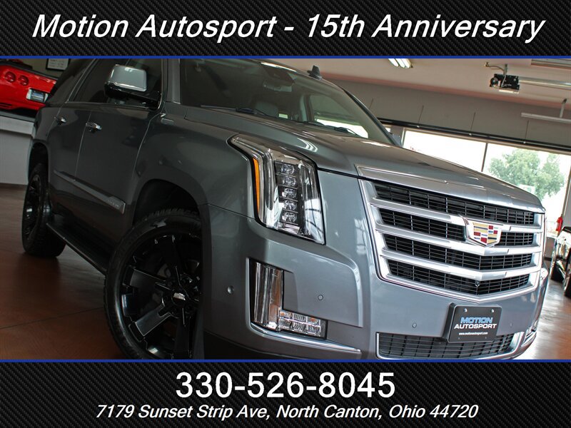 Used 2020 Cadillac Escalade Luxury AWD/4WD image 43