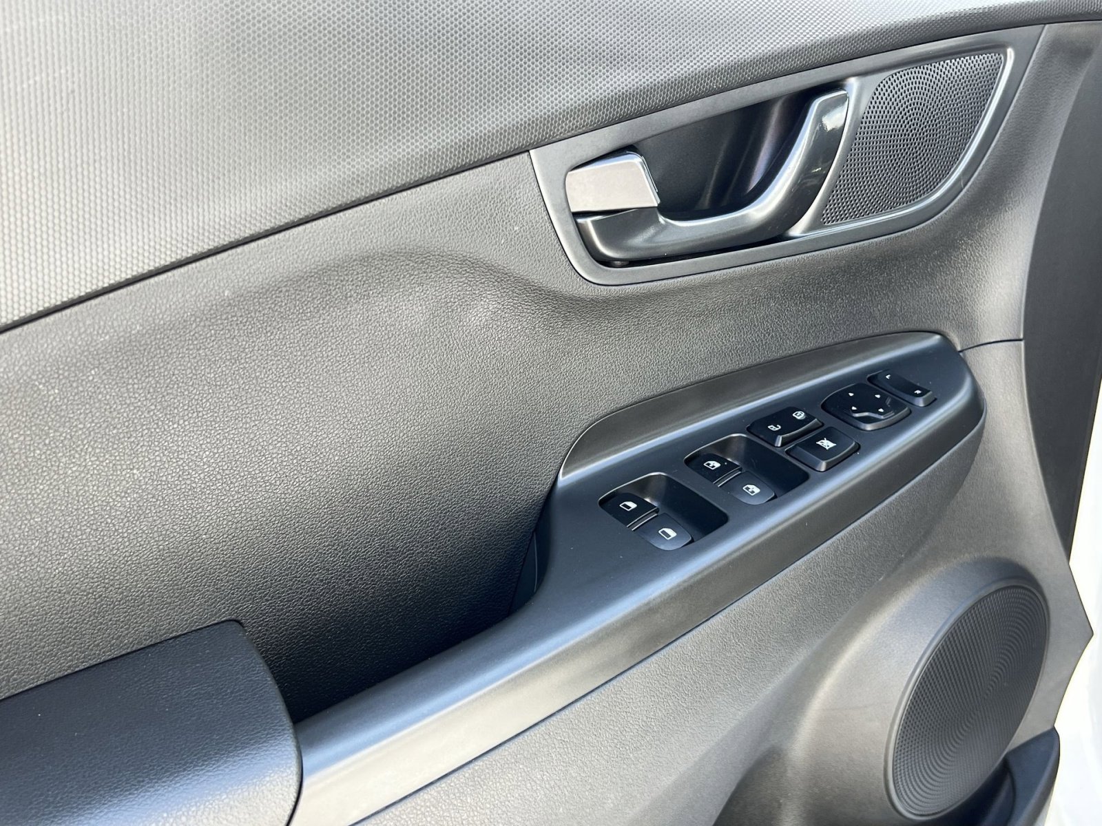 Used 2023 Hyundai Kona N Line AWD/4WD image 23