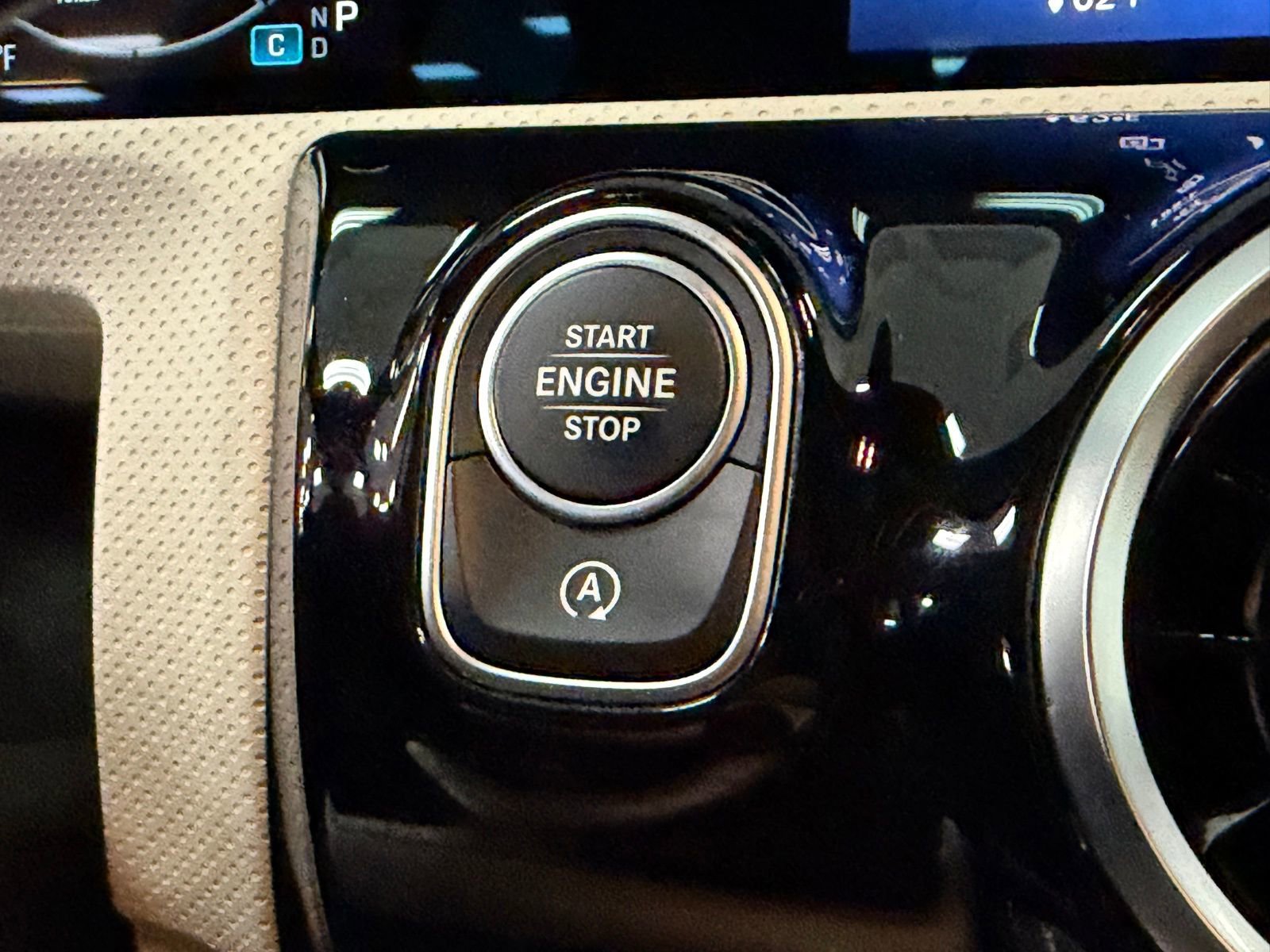 Certified 2025 Mercedes-Benz CLA 250 image 30