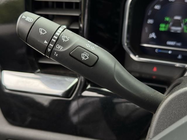 Used 2025 Chevrolet Silverado 3500 LT AWD/4WD image 22