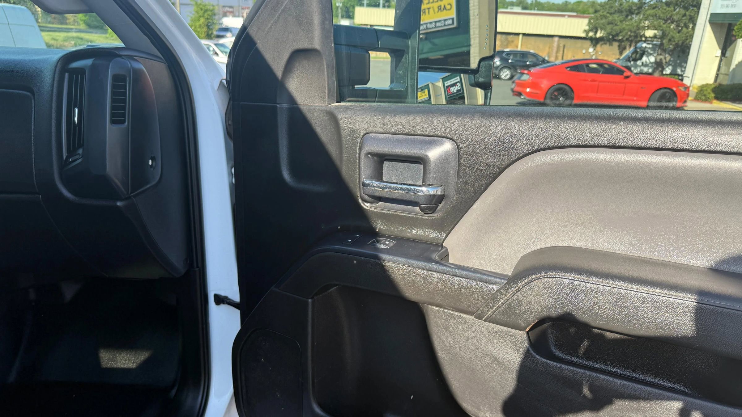Used 2015 Chevrolet Silverado 2500 W/T w/ WT Convenience Package AWD/4WD image 15