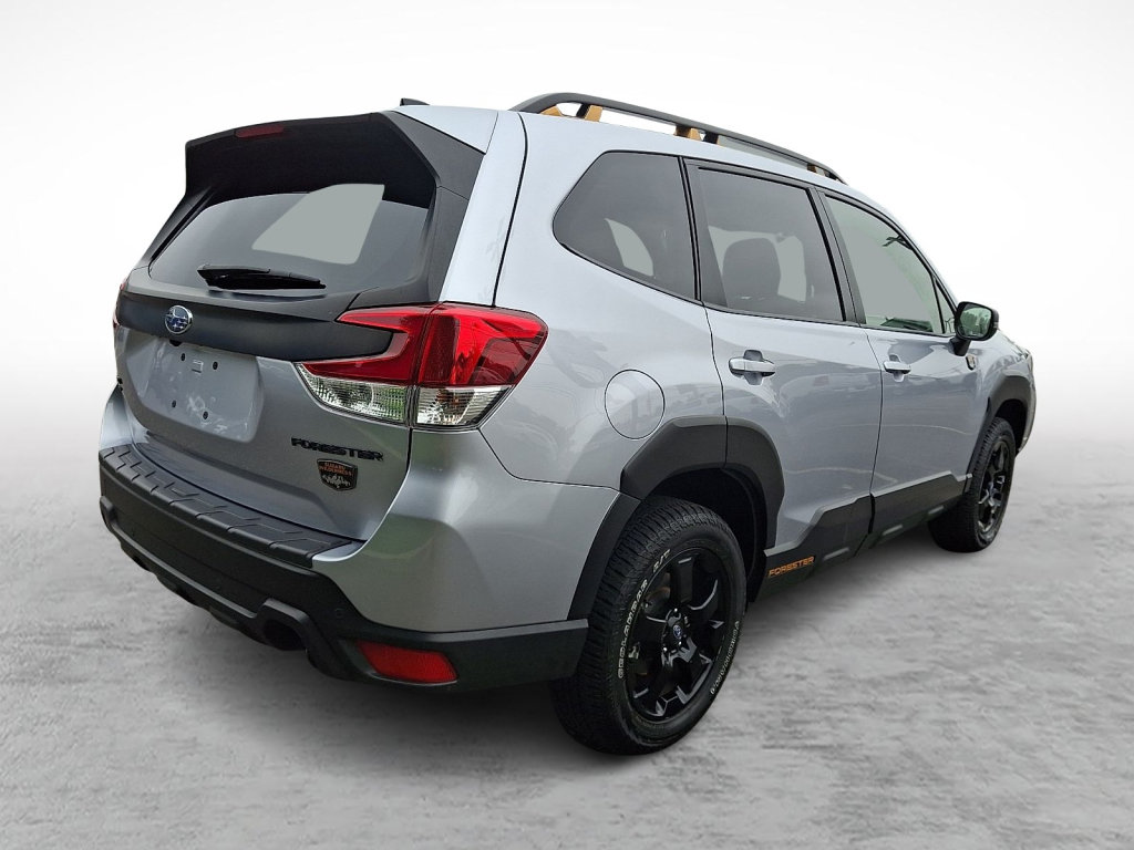 Used 2025 Subaru Forester Wilderness w/ Convenience Package AWD/4WD image 5