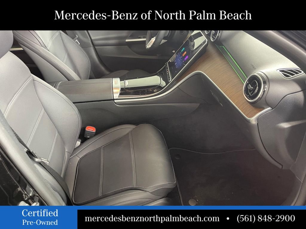 Certified 2025 Mercedes-Benz C 300 Sedan image 25