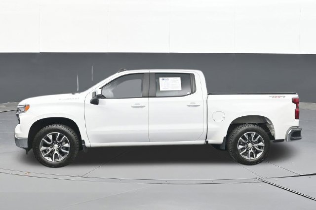 Used 2022 Chevrolet Silverado 1500 LT AWD/4WD image 8