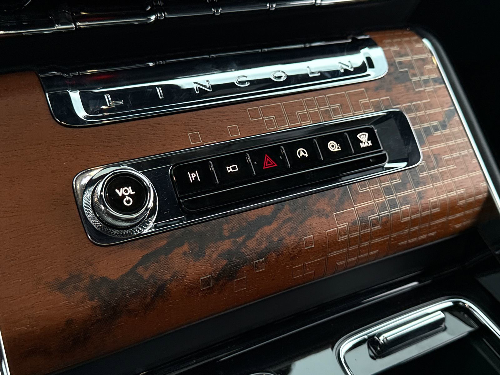 New 2025 Lincoln Aviator Black Label image 24