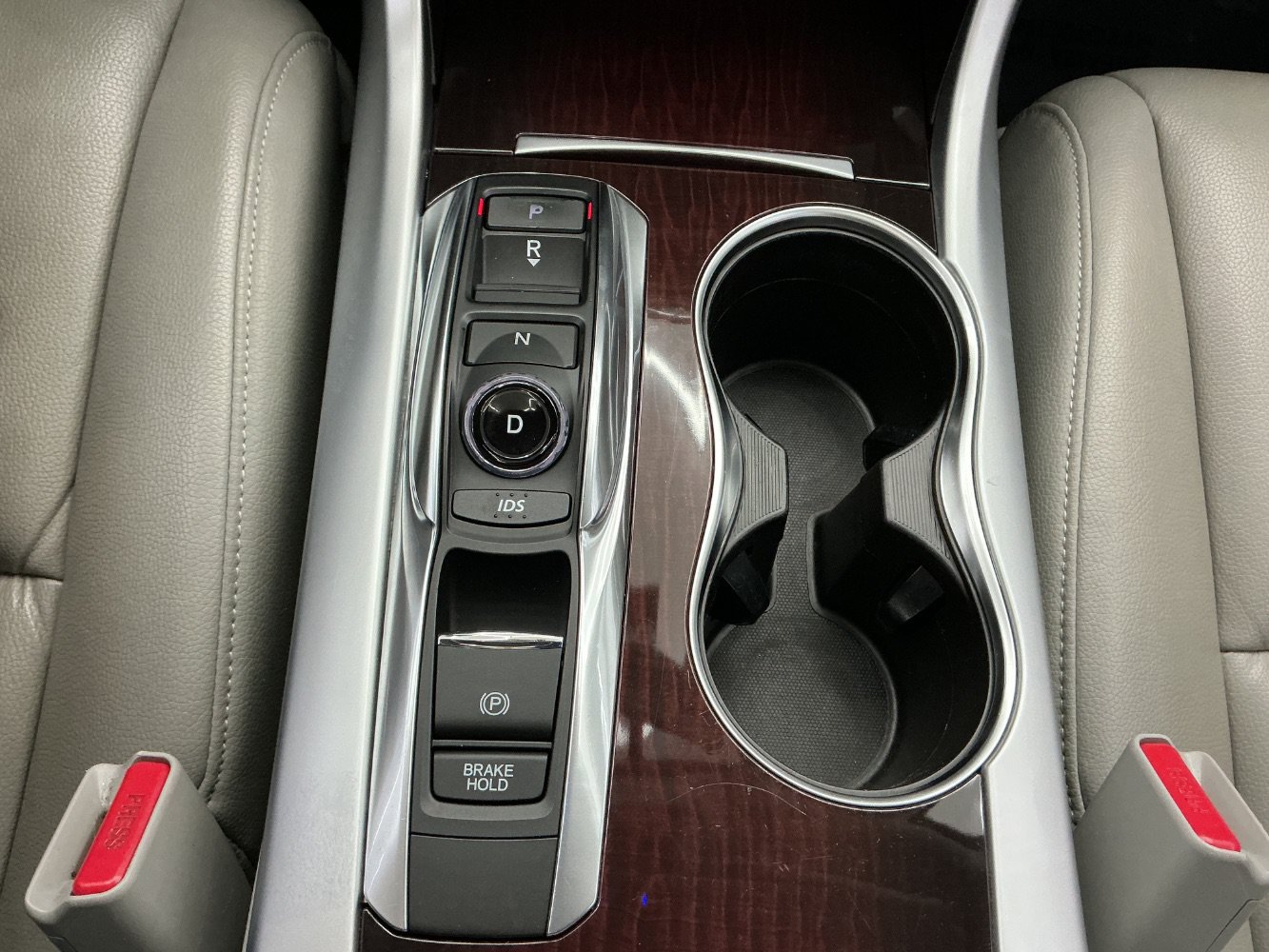 Used 2015 Acura TLX V6 FWD image 38