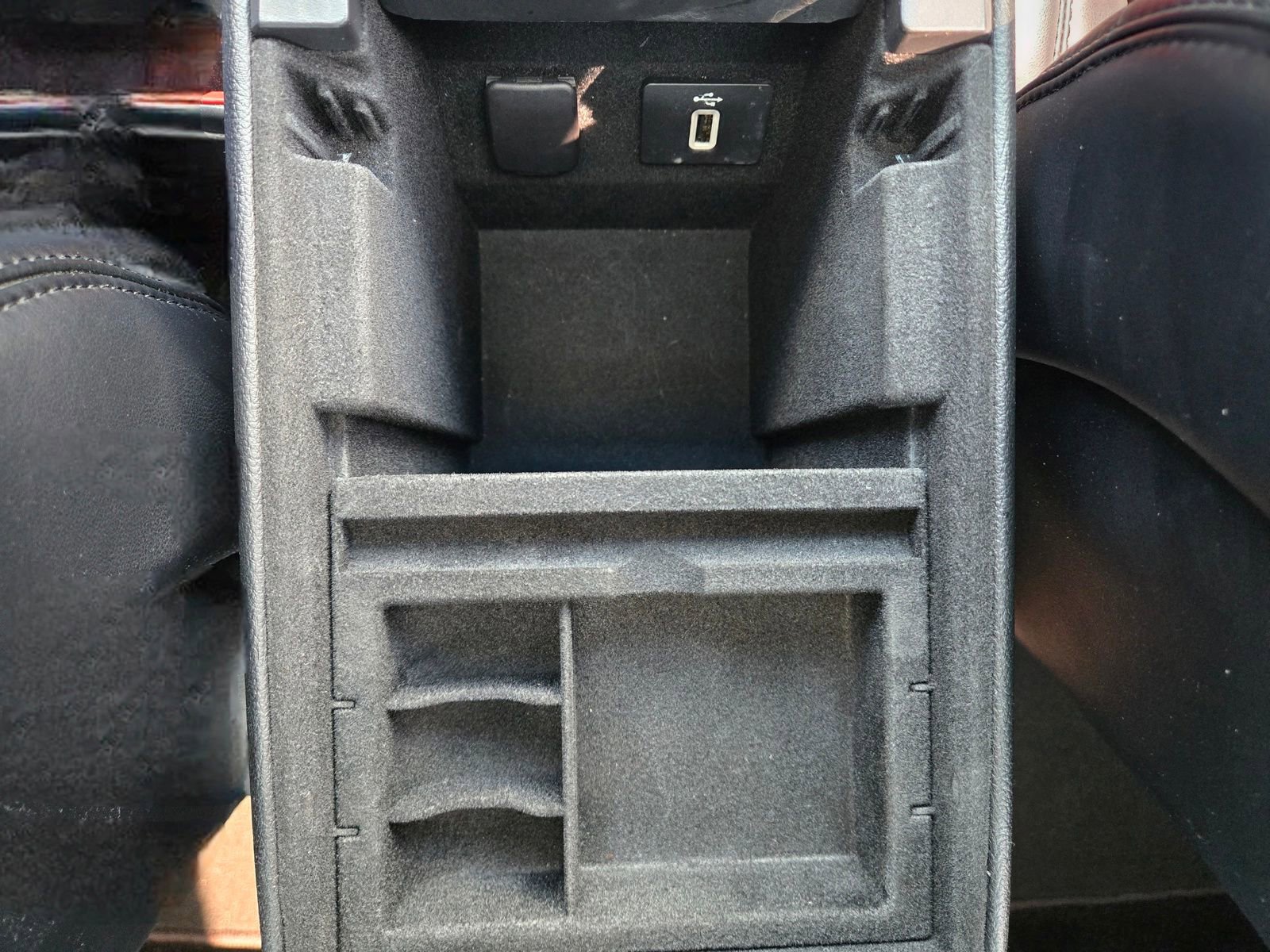 Used 2019 Lincoln MKZ Reserve w/ Reserve Plus Package image 40