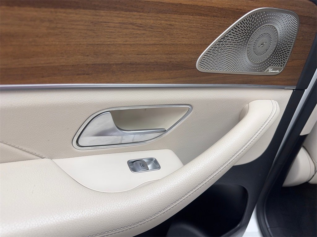 Used 2022 Mercedes-Benz GLE 350 w/ AMG Line Exterior image 35