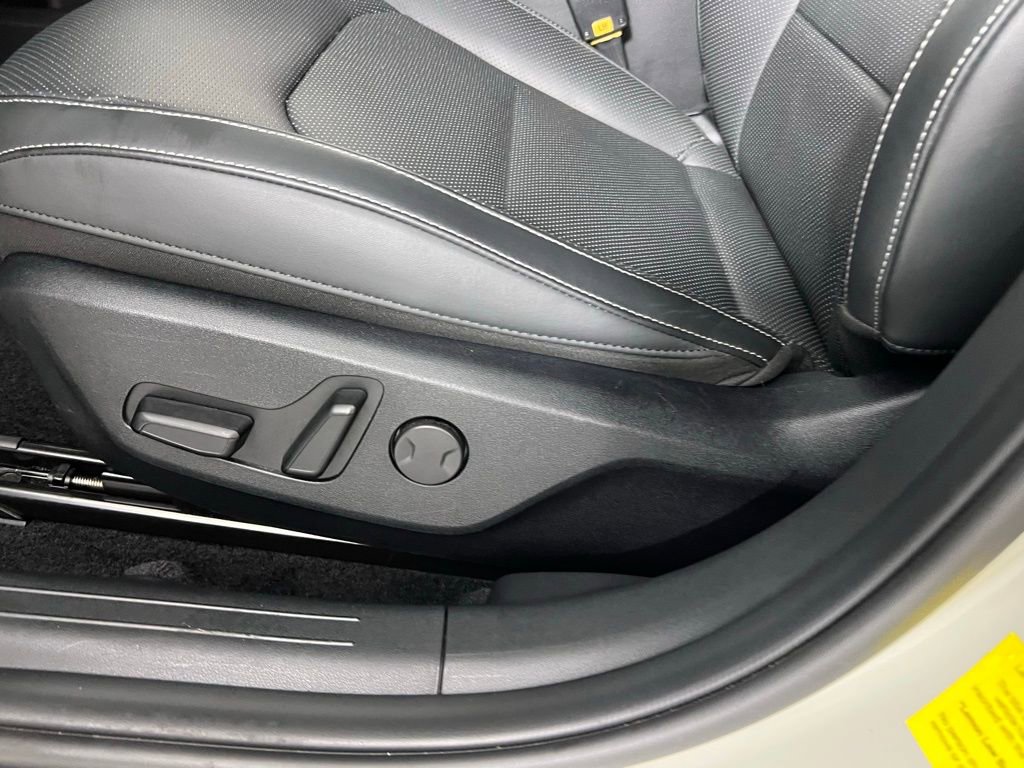 Used 2022 Kia EV6 Wind w/ Wind Technology Package image 27