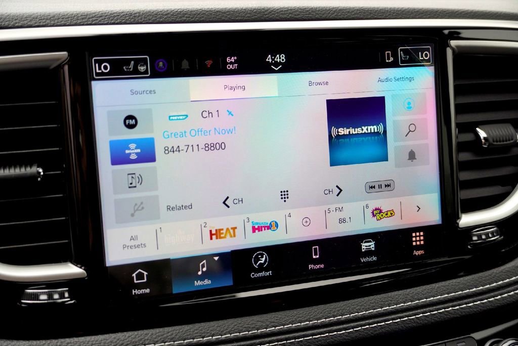 New 2026 Chrysler Pacifica Select FWD image 12