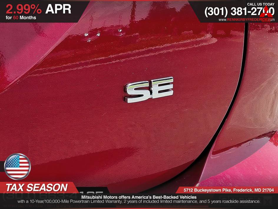 Used 2025 Mitsubishi Outlander SE image 23