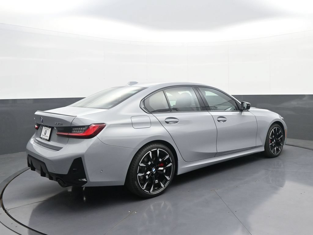 New 2026 BMW 330i xDrive Sedan w/ M Sport Package AWD/4WD image 7