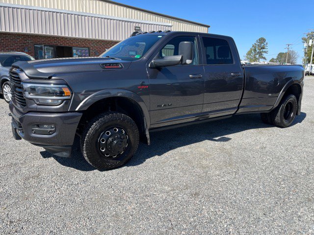 Used 2020 RAM 3500 Laramie image 2