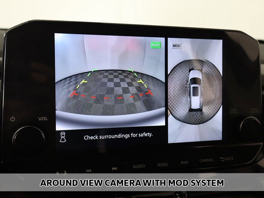 Used 2023 Nissan Pathfinder SL w/ Lighting Package (N92) image 5