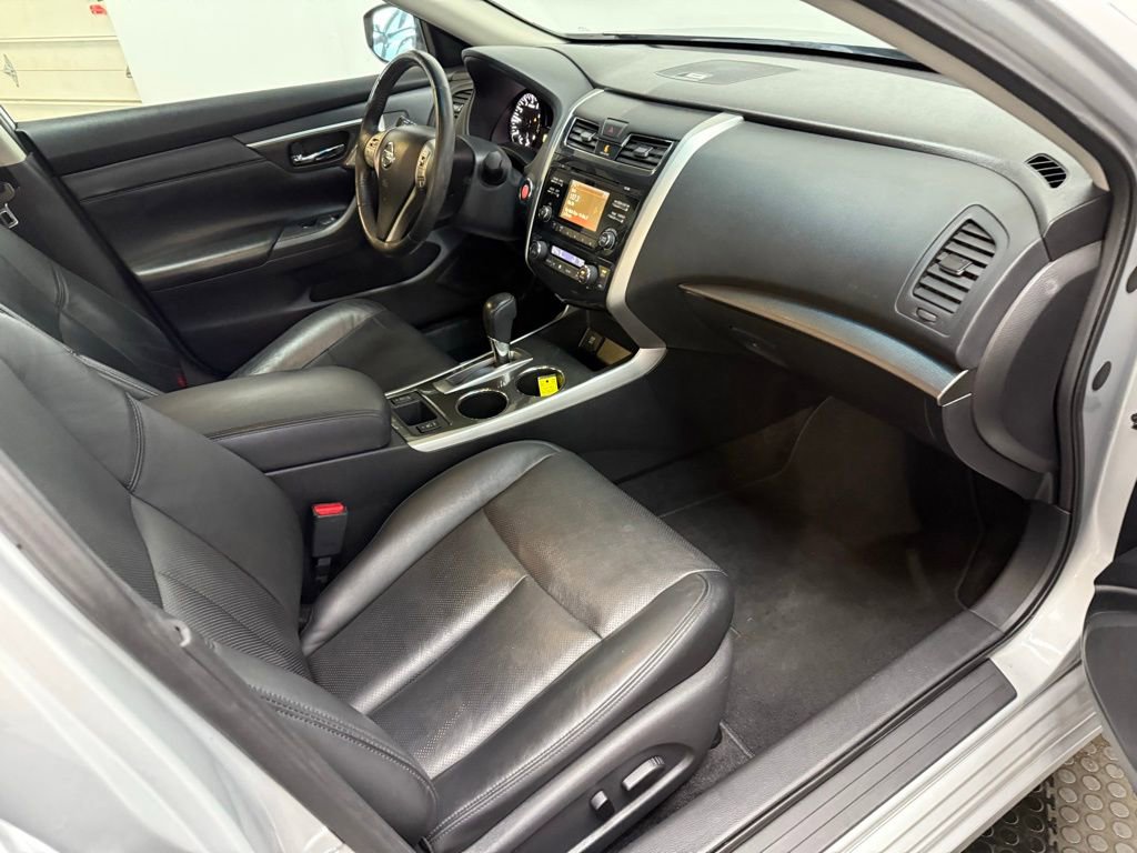 Used 2015 Nissan Altima 2.5 SL image 34
