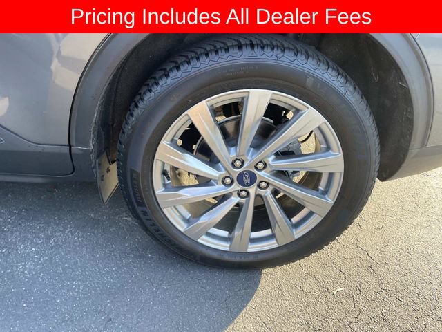 Used 2022 Ford Escape Titanium w/ Titanium Elite Package AWD/4WD image 3