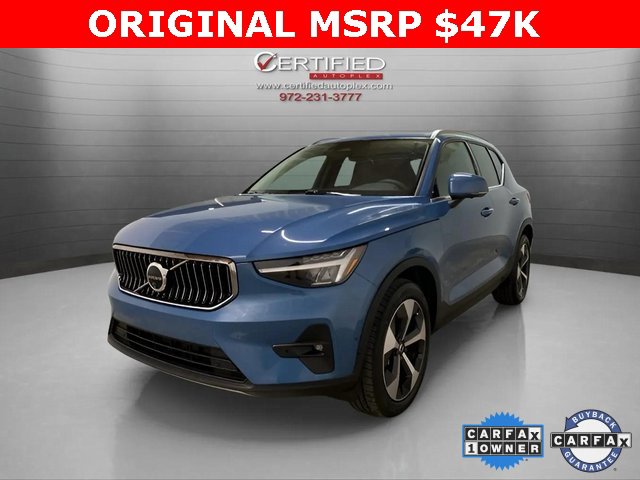 Used 2025 Volvo XC40 B5 Plus video 1