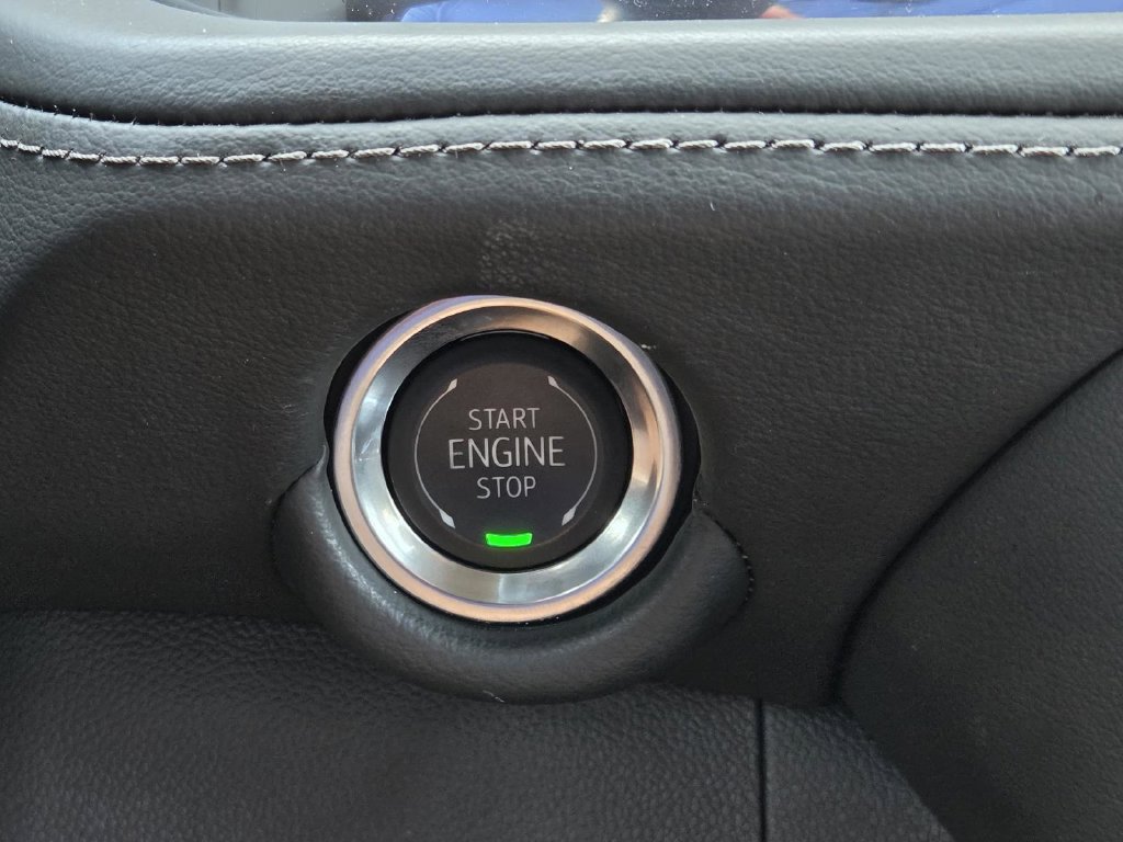Used 2025 Chevrolet Tahoe Z71 AWD/4WD image 30