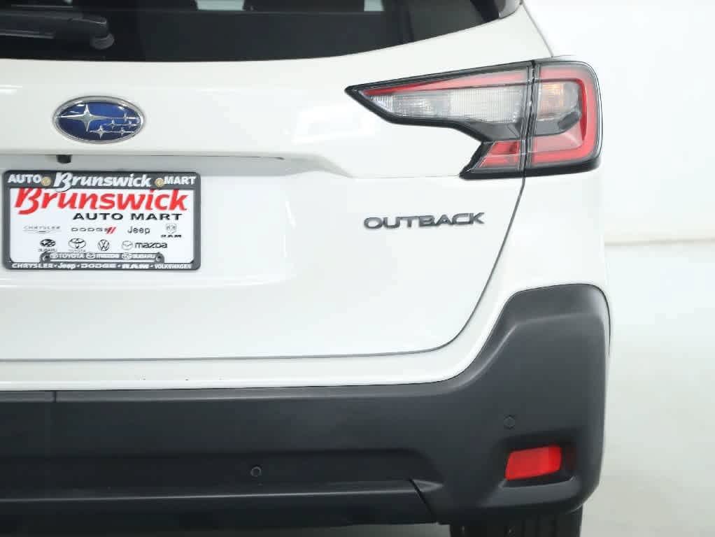 Used 2024 Subaru Outback Onyx Edition AWD/4WD image 44