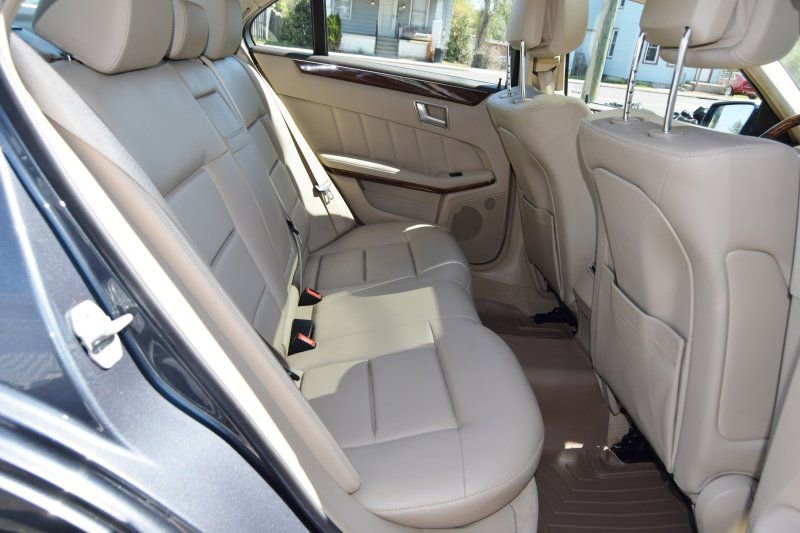 Used 2013 Mercedes-Benz E 350 4MATIC image 29