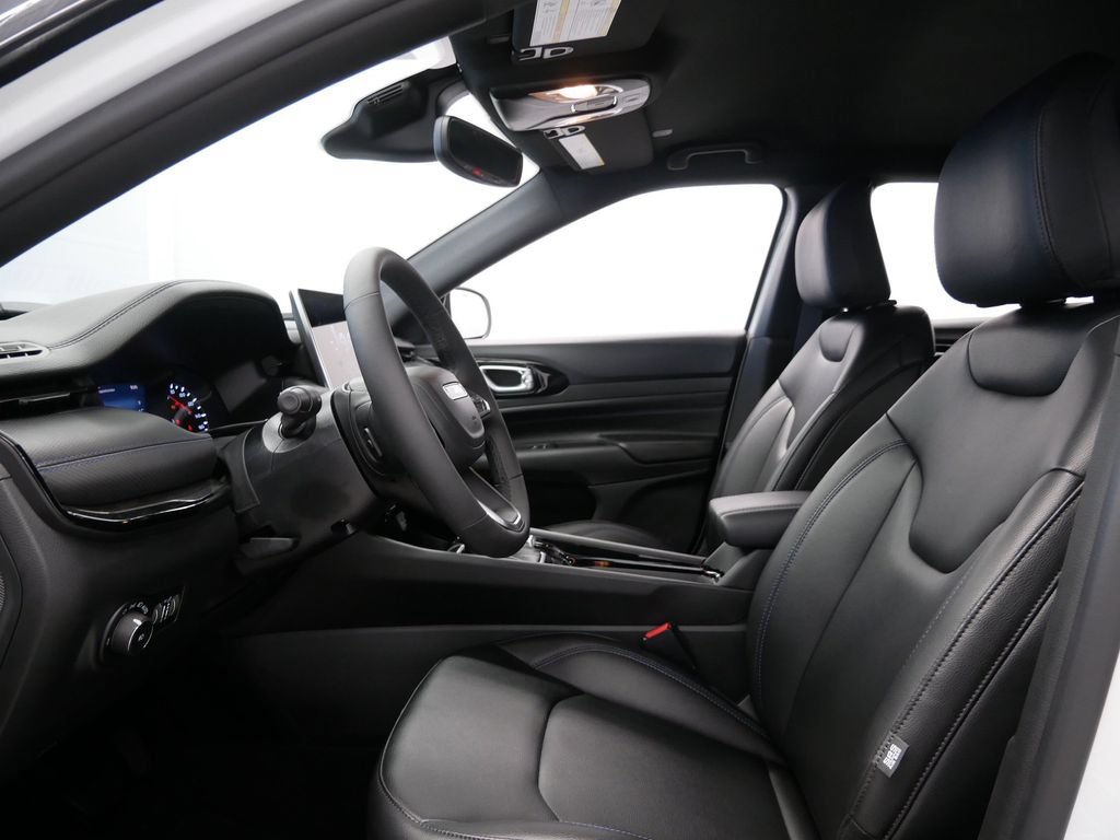 New 2026 Jeep Compass Limited AWD/4WD image 12
