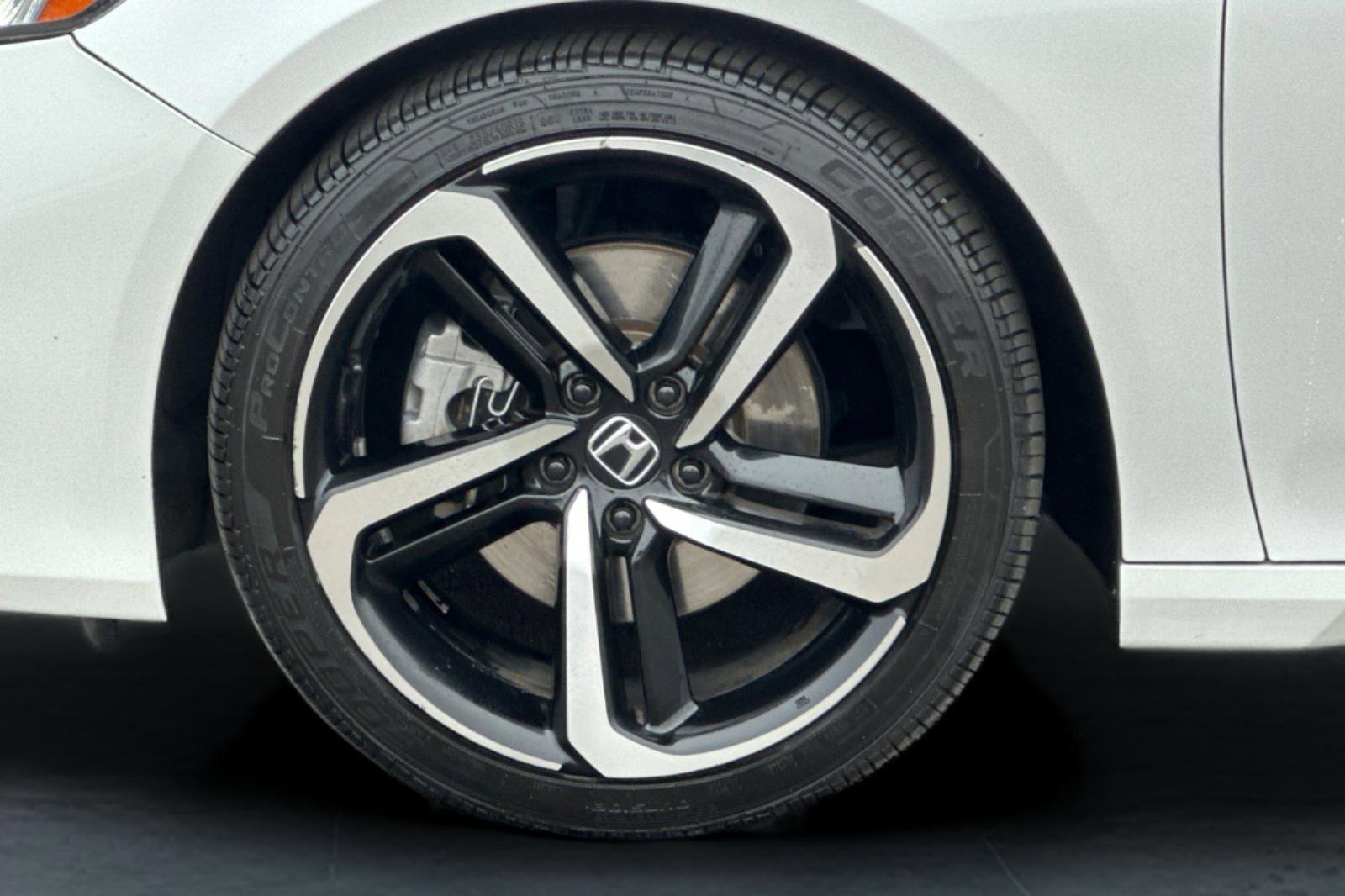 Certified 2020 Honda Accord Sport image 25