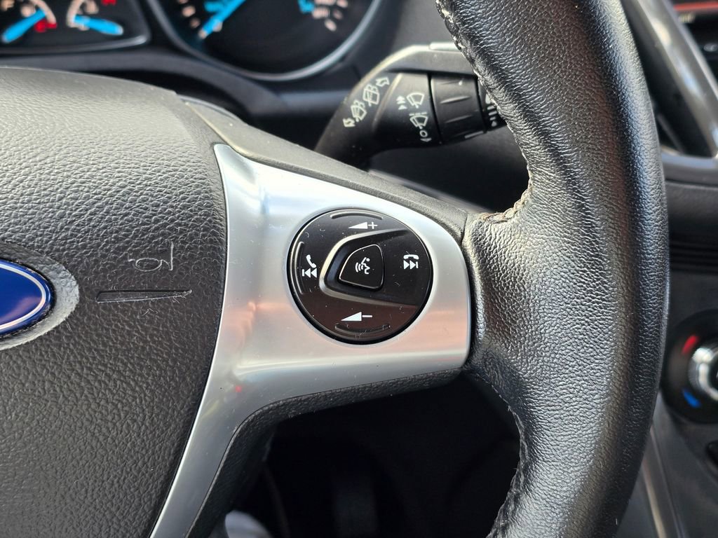 Used 2015 Ford Escape Titanium image 28