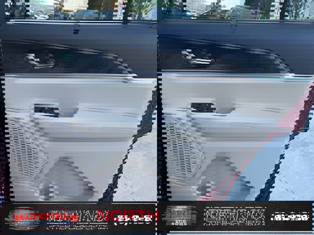 New 2025 Jeep Grand Cherokee L Limited image 26