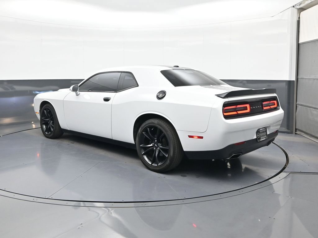 Used 2017 Dodge Challenger SXT w/ Blacktop Package RWD image 5