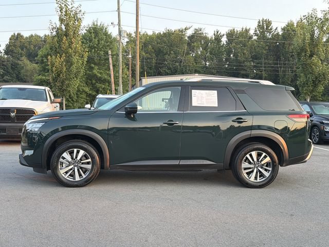 Used 2025 Nissan Pathfinder SL FWD image 6