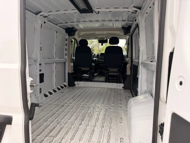 Used 2022 RAM ProMaster 1500 w/ Interior LED Lighting Group FWD image 5