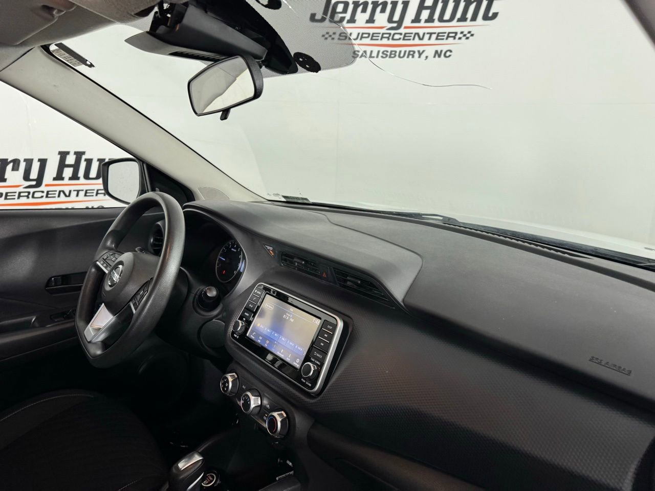 Used 2021 Nissan Kicks S image 27