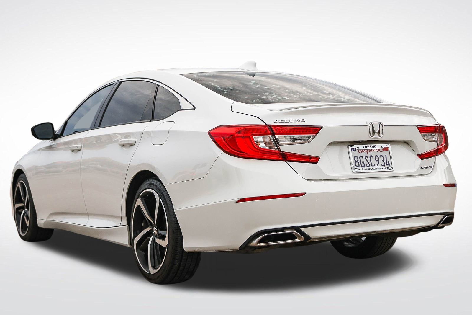 Used 2018 Honda Accord Sport image 7