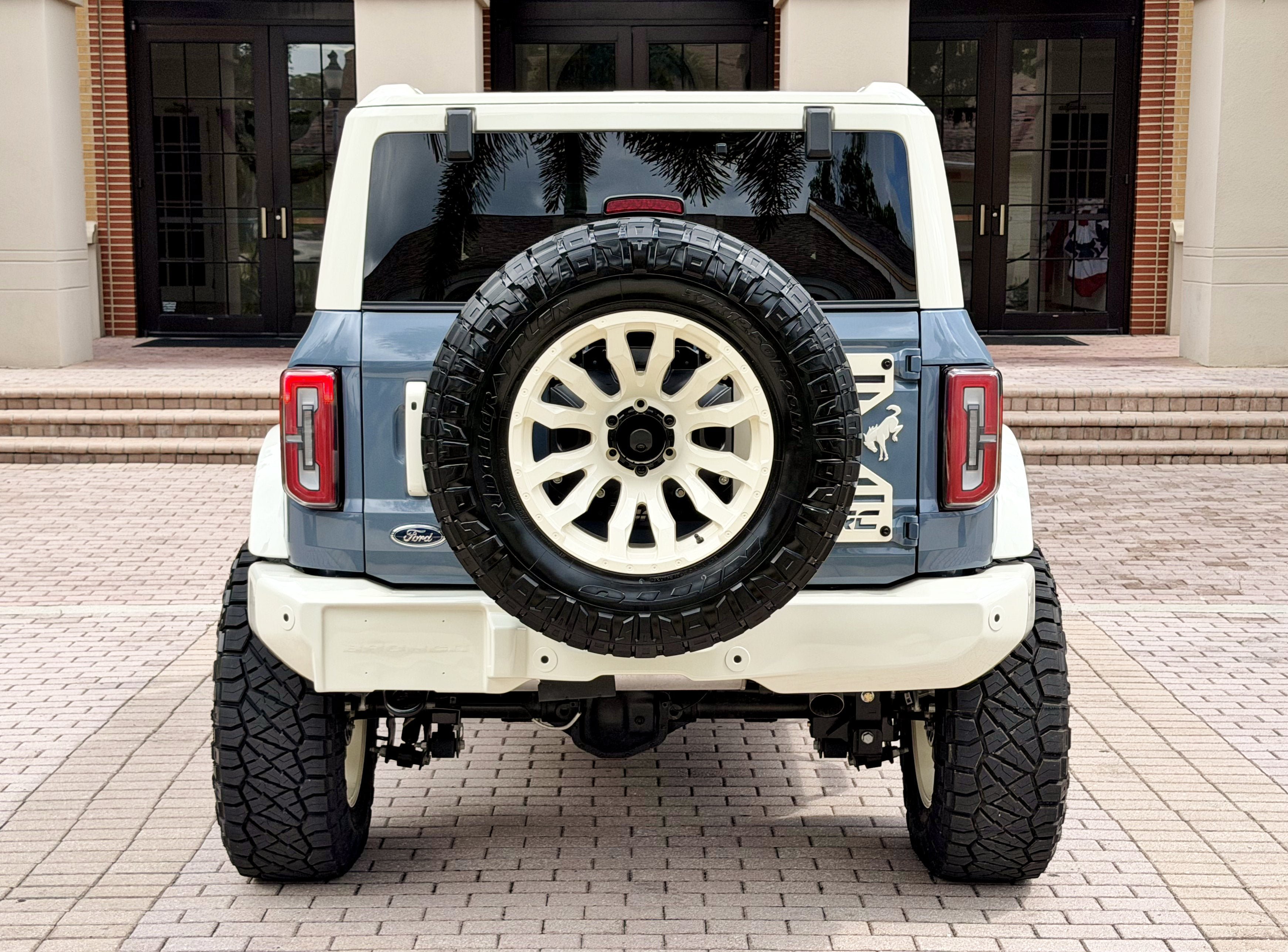 Used 2025 Ford Bronco Outer Banks AWD/4WD image 26