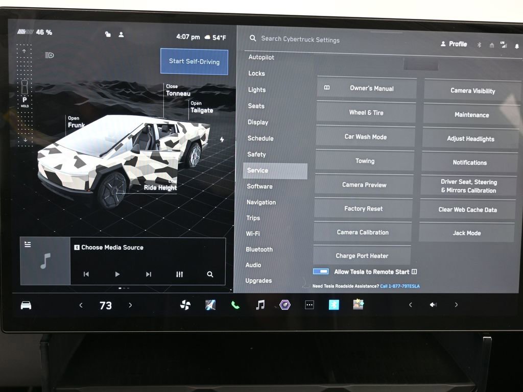 Used 2024 Tesla Cybertruck AWD Crew Cab image 28