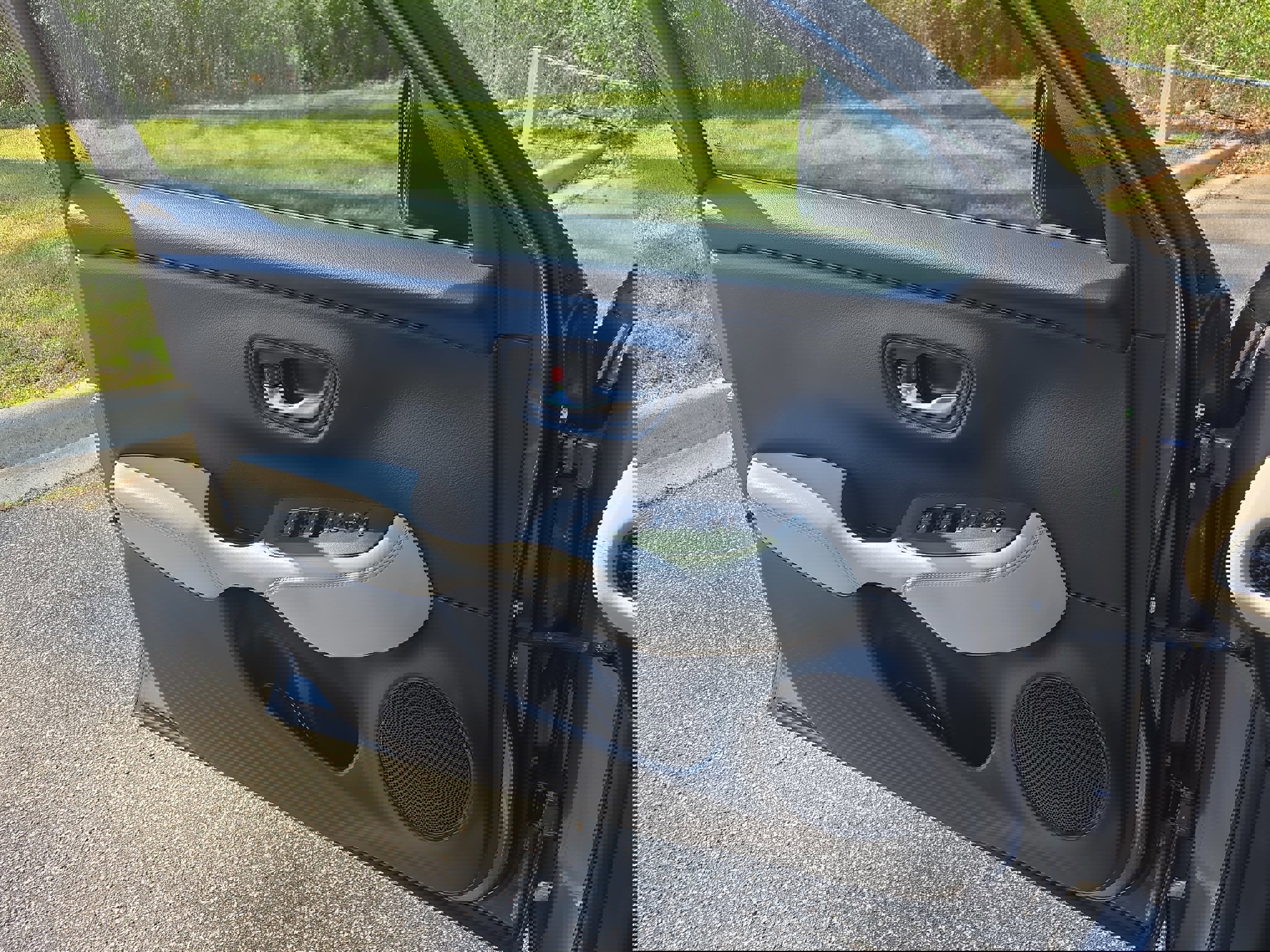 Used 2024 Honda HR-V LX image 25