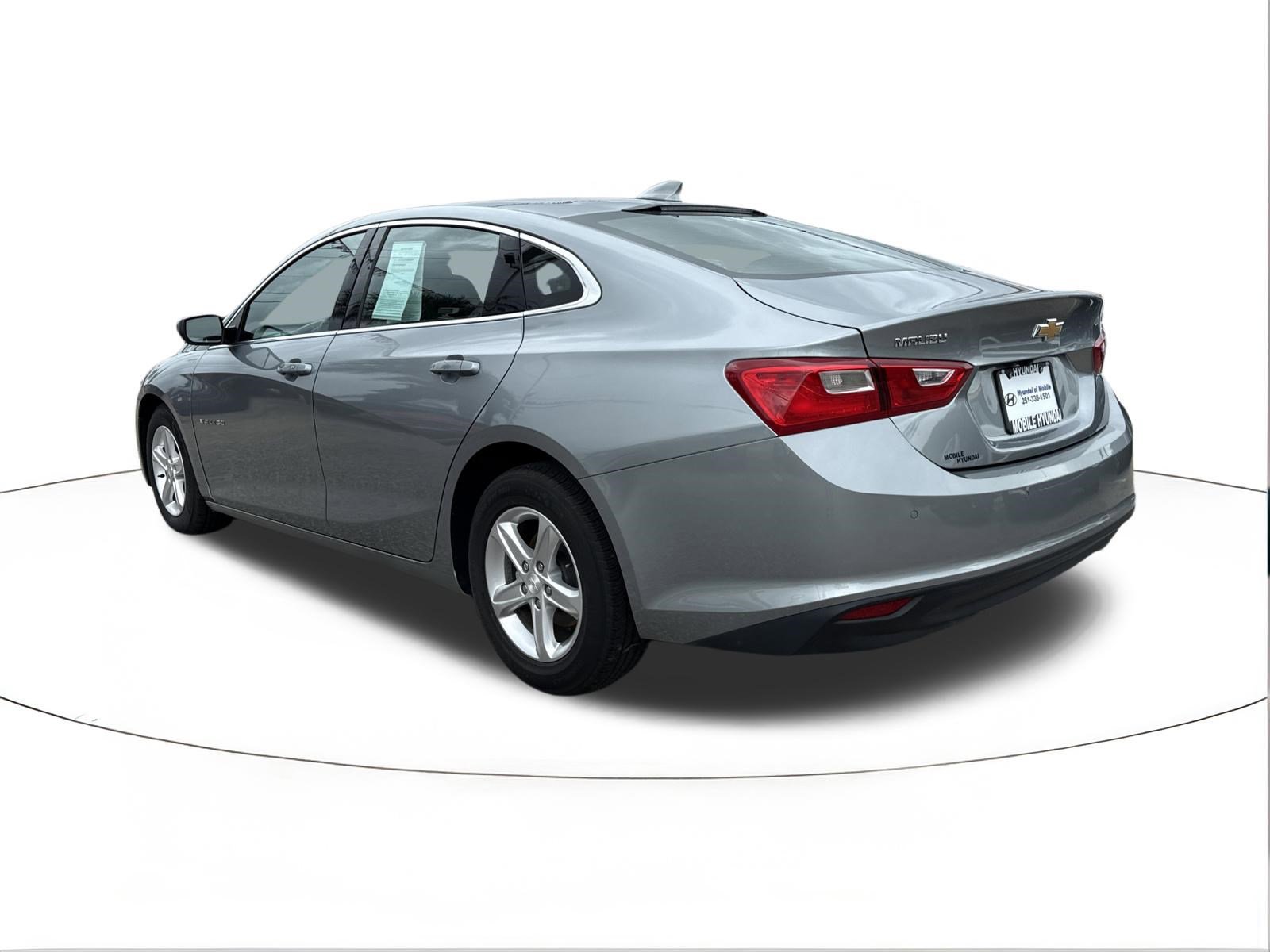 Used 2024 Chevrolet Malibu LT FWD image 5