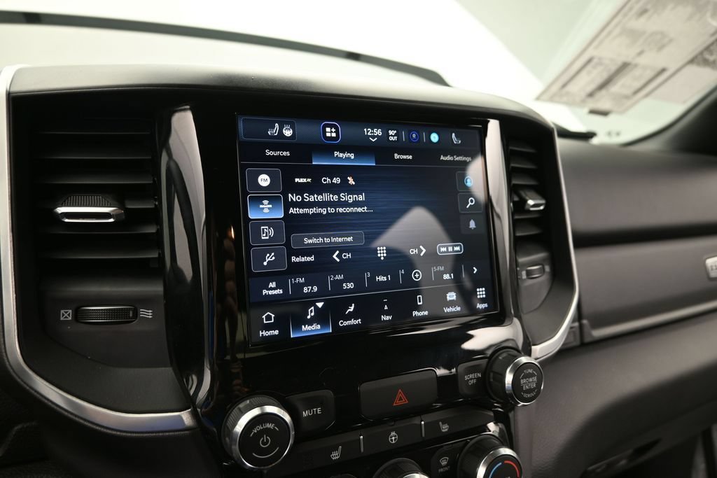 Used 2022 RAM 1500 Big Horn AWD/4WD image 34