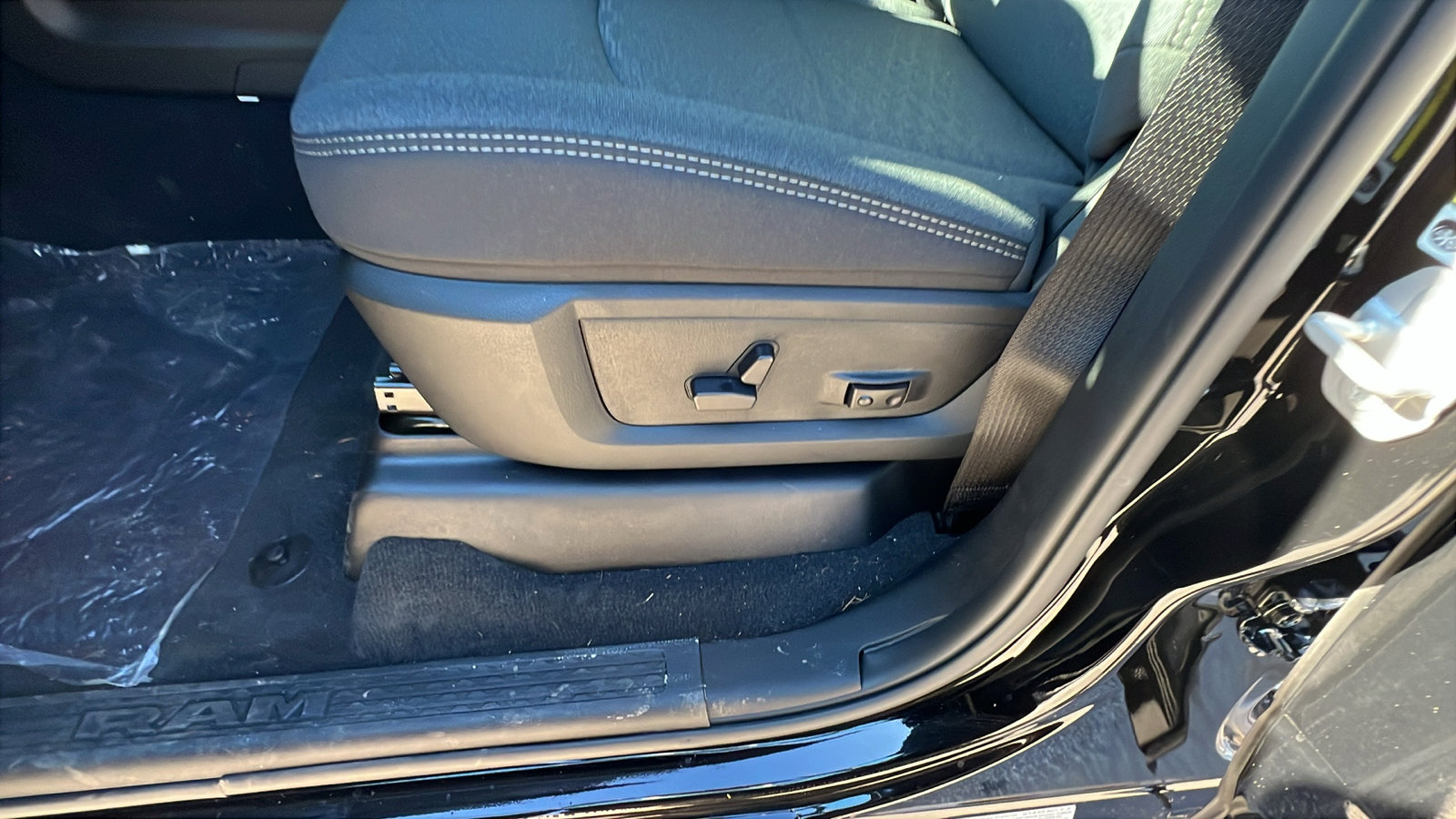 New 2026 RAM 3500 Big Horn image 17