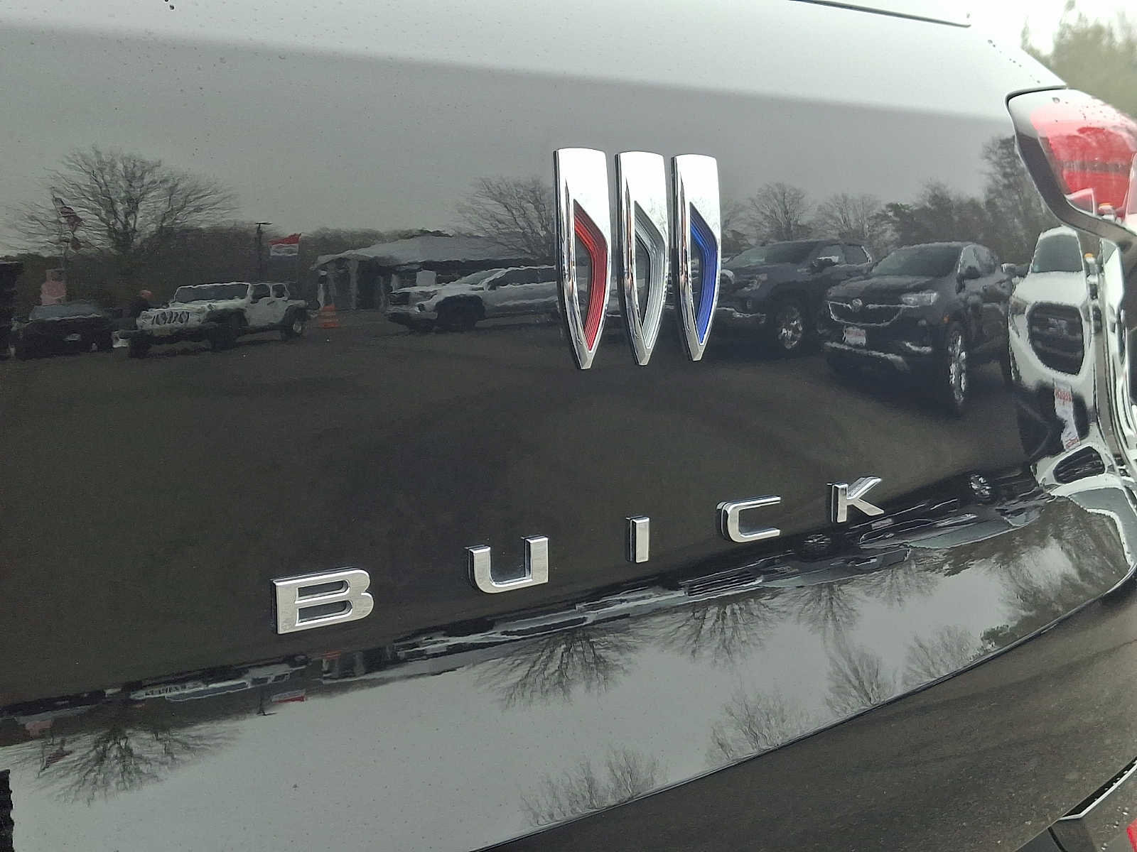 Certified 2024 Buick Encore GX Preferred w/ Comfort Package image 30