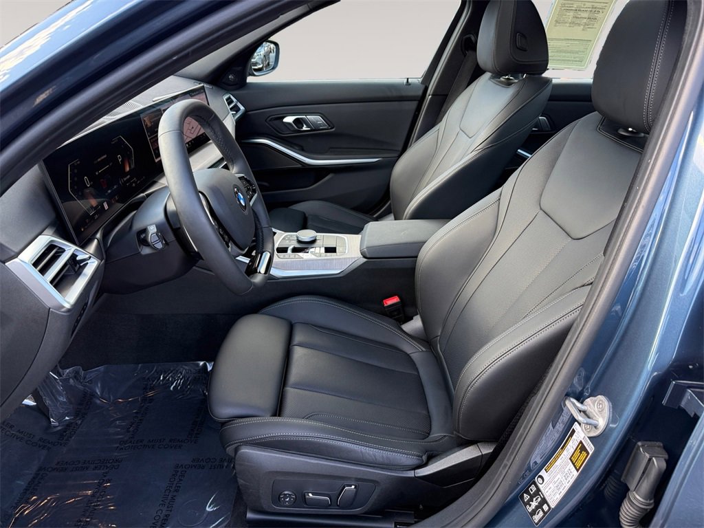 Certified 2025 BMW 330i xDrive Sedan w/ Premium Package image 9