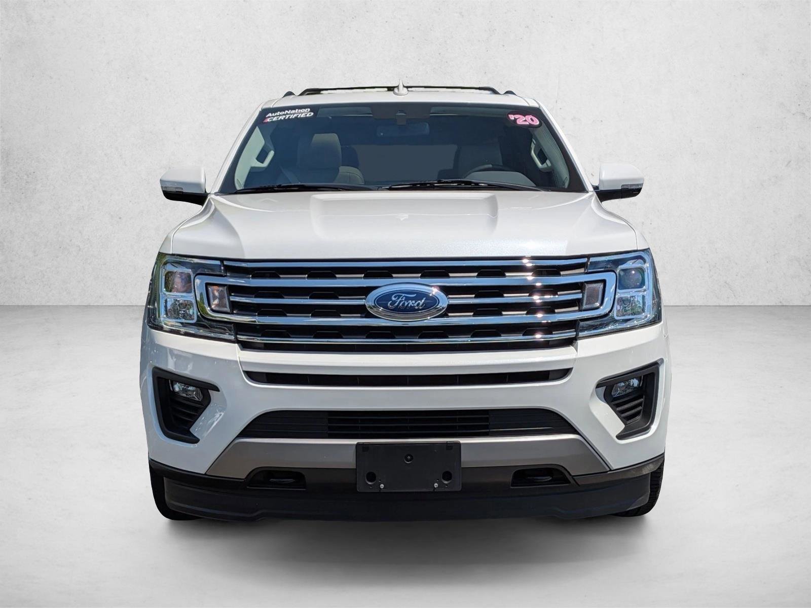 Used 2020 Ford Expedition XLT w/ Equipment Group 202A AWD/4WD image 2