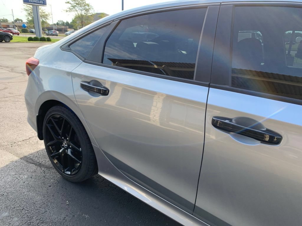 Used 2025 Honda Civic Sport image 16