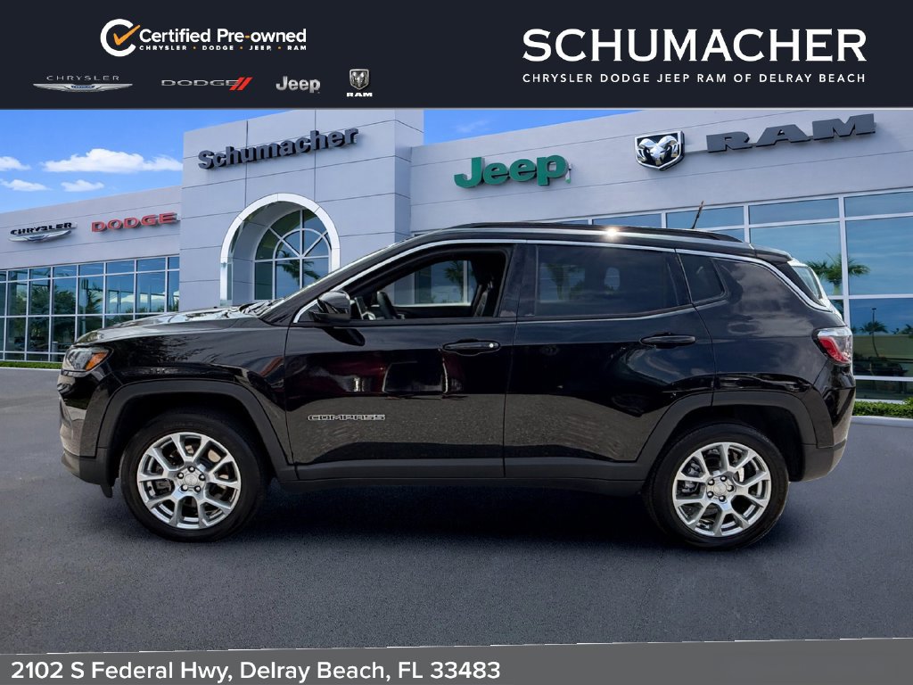 Certified 2024 Jeep Compass Latitude AWD/4WD image 4