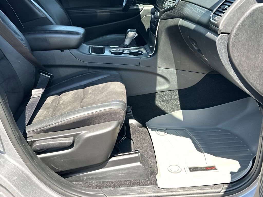 Used 2021 Jeep Grand Cherokee Laredo X image 14